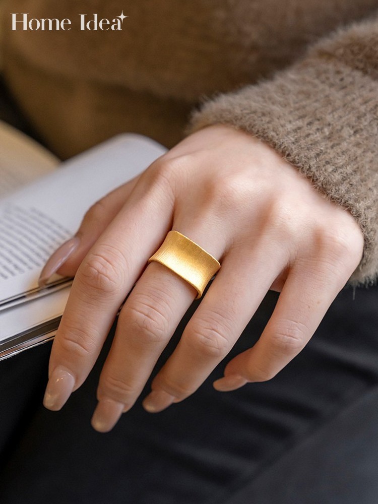 Home Office Design Ideas - Anello da Donna Elegante in Argento