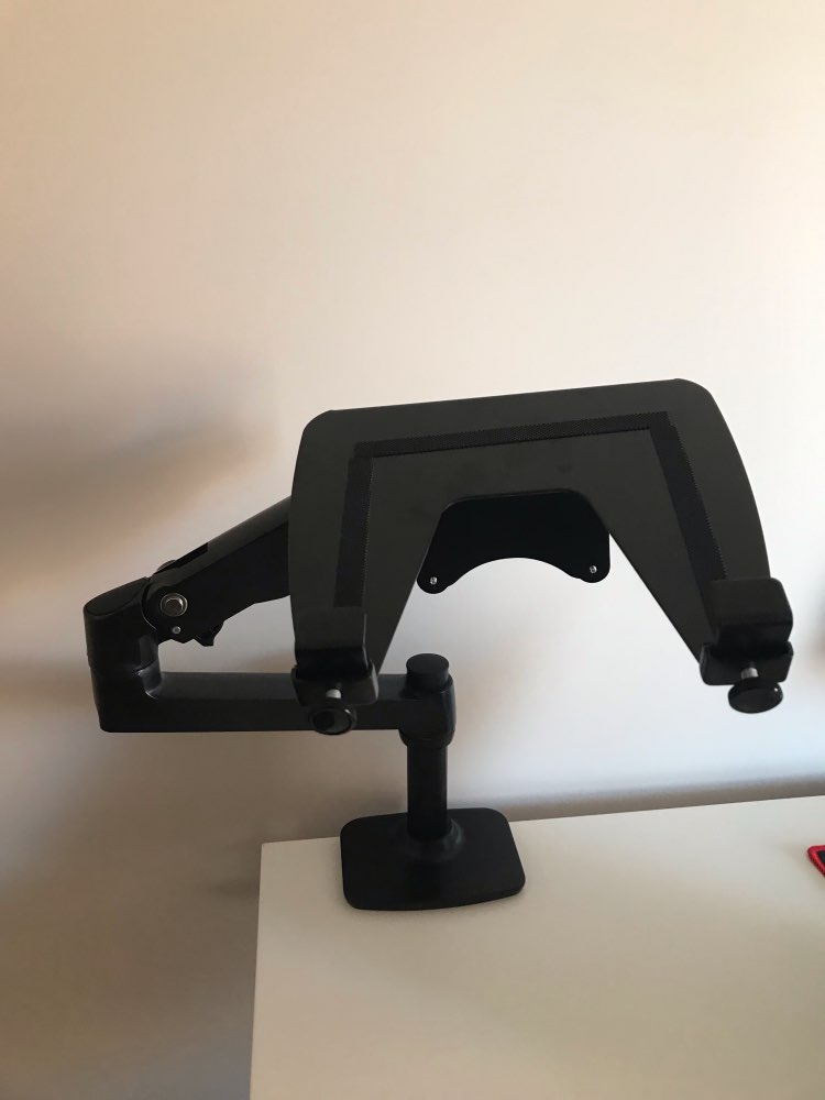 V62CT Supporto da tavolo in le - Monitor Arm Dual recensione e prezzo